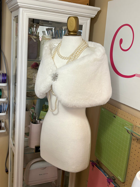 Updating a Mannequin on a Budget with DIY Paint