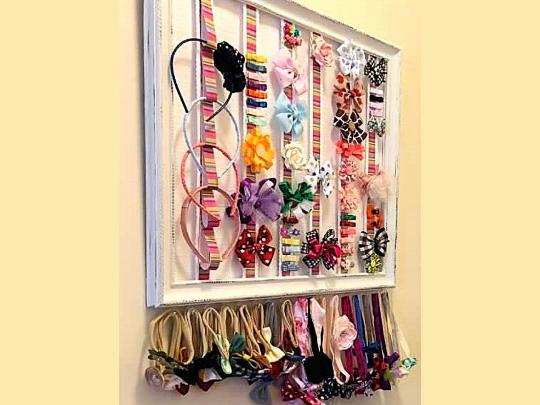 Thrifted Frame Turned Hair Bow Holder